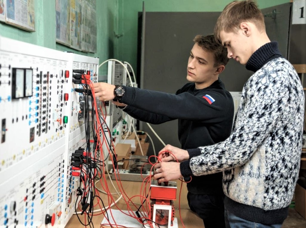 Корпорация развития Дальнего Востока и Арктики и УК «Колмар» создают отраслевой центр компетенций в Нерюнгри Корпорация развития Дальнего Востока и Арктики и УК «Колмар» создают отраслевой центр компетенций в Нерюнгри