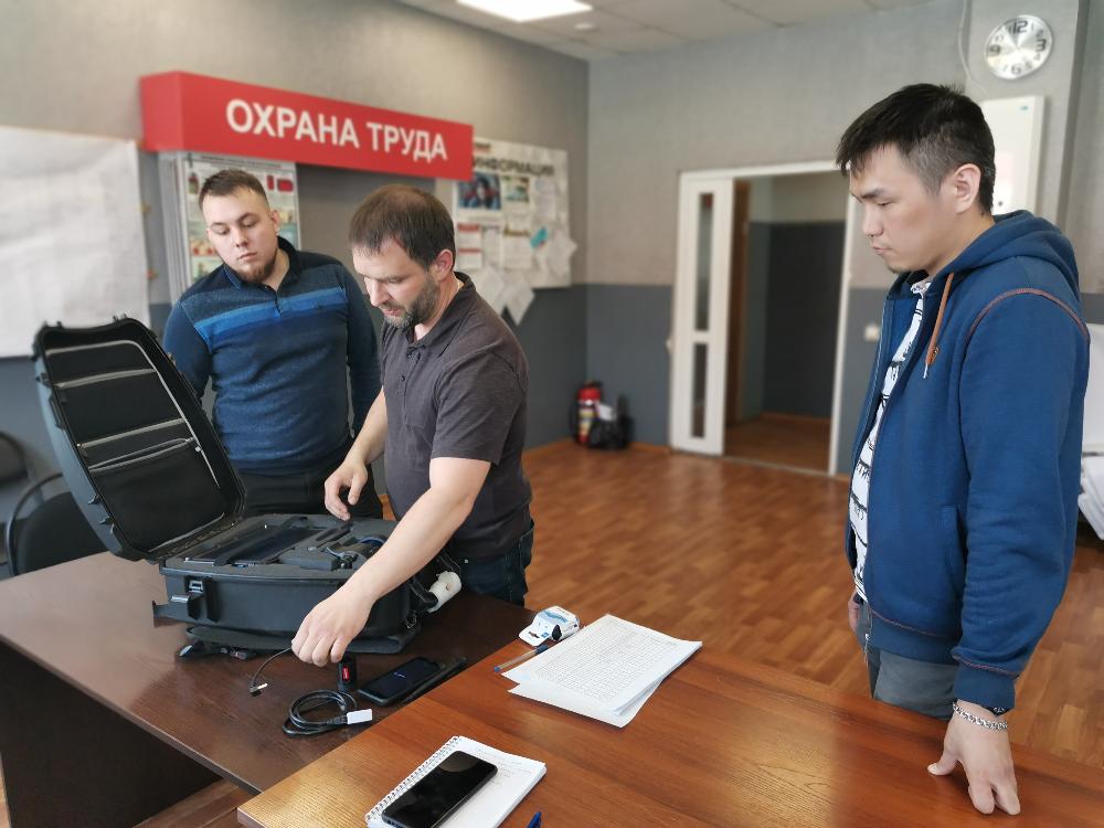 Маркшейдеры прошли обучение по применению современного оборудования в шахтах и на открытых горных работах Маркшейдеры прошли обучение по применению современного оборудования в шахтах и на открытых горных работах