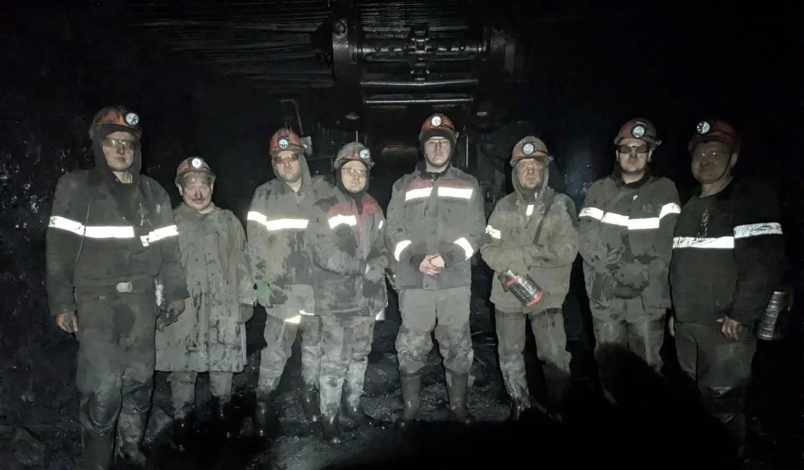 ТРУДОВОЙ ТРИУМФ ГОРНЯКОВ «ВОСТОЧНОЙ ДЕНИСОВСКОЙ»