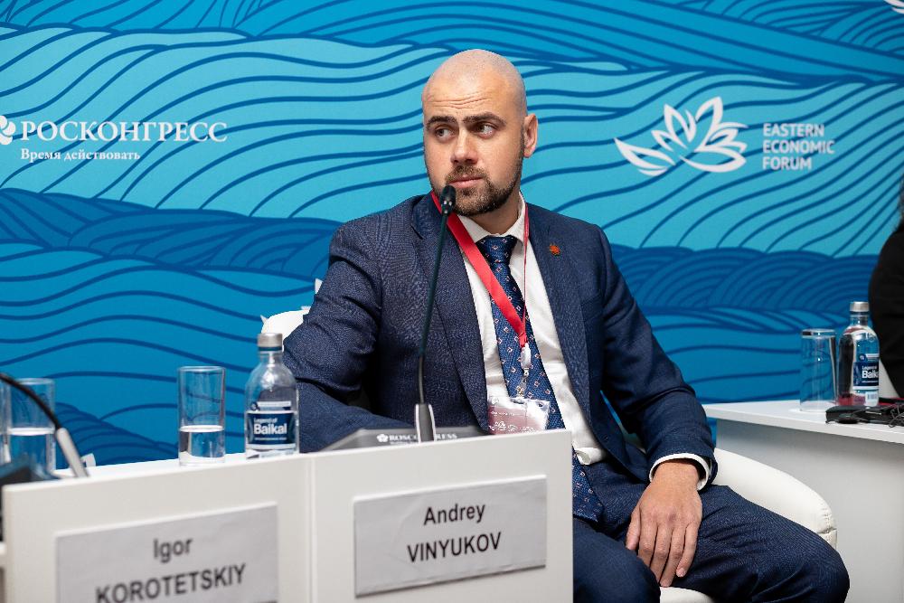 БУДУЩЕЕ РЕГИОНОВ ЗА СОЦИАЛЬНО ОРИЕНТИРОВАННЫМИ КОМПАНИЯМИ БУДУЩЕЕ РЕГИОНОВ ЗА СОЦИАЛЬНО ОРИЕНТИРОВАННЫМИ КОМПАНИЯМИ