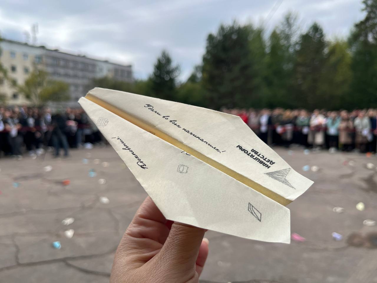 ПРЕДСТАВИТЕЛИ КОМПАНИИ «КОЛМАР» ПОЗДРАВИЛИ ПЕРВОКУРСНИКОВ ЮЖНО-ЯКУТСКОГО ТЕХНОЛОГИЧЕСКОГО КОЛЛЕДЖА С НАЧАЛОМ УЧЕБНОГО ГОДА